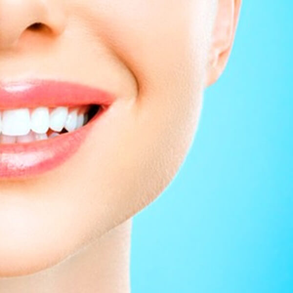 معایب استفاده از دندان مصنوعی یا پروتز دندان